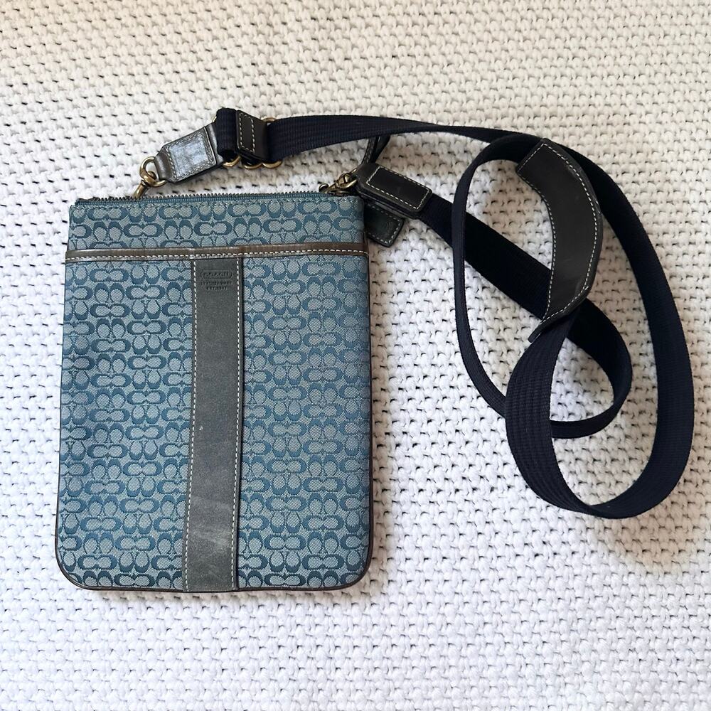 Coach Blue Vintage Y2K Canvas Leather Signature CC Slim Crossbody Swing Pack Bag